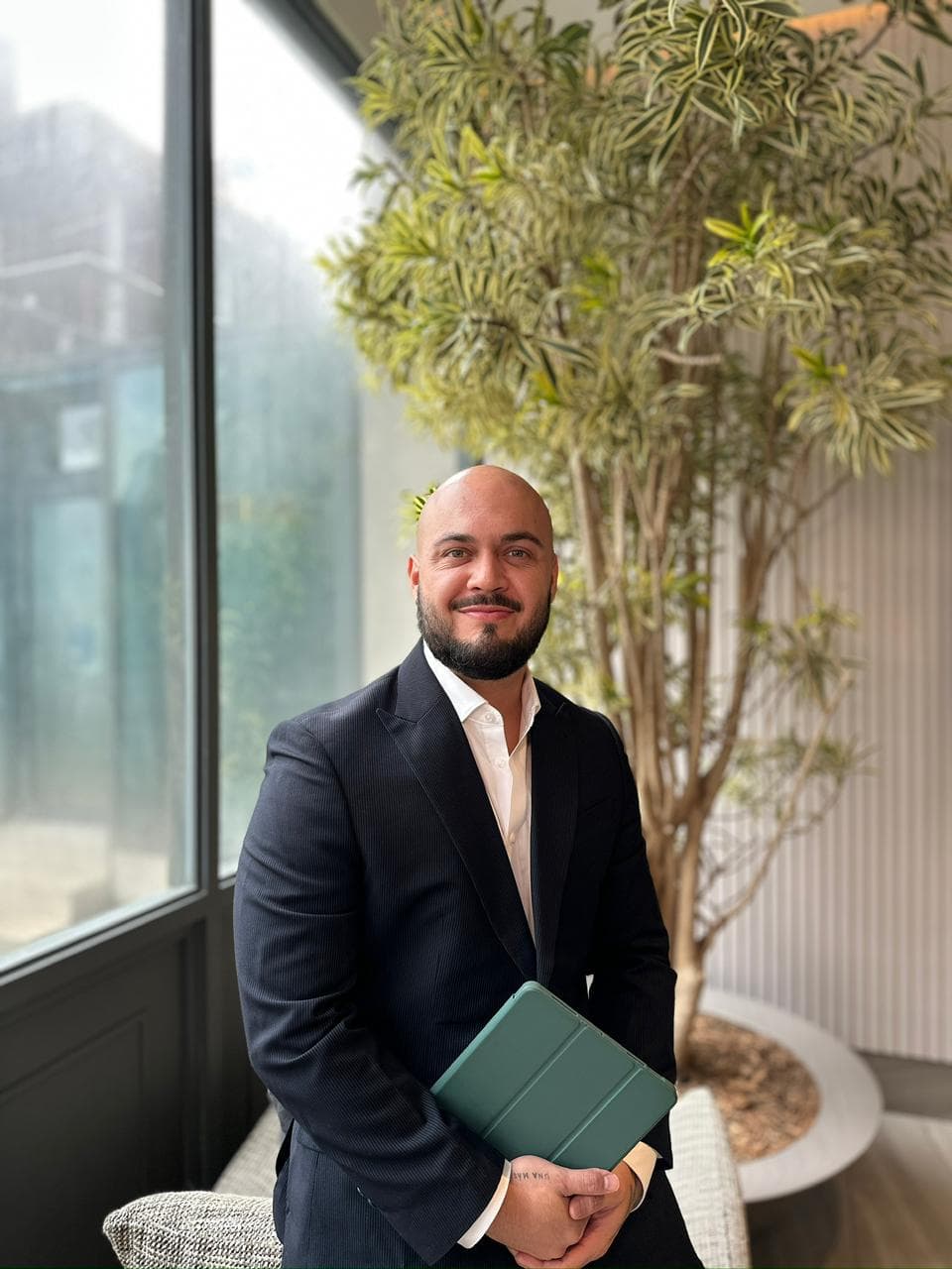 Carlos Cuevas — Fundador de Arcadia Latam